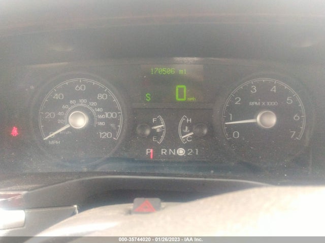 Lincoln Town Car 2006 1LNHM82V66Y629797 Image 8