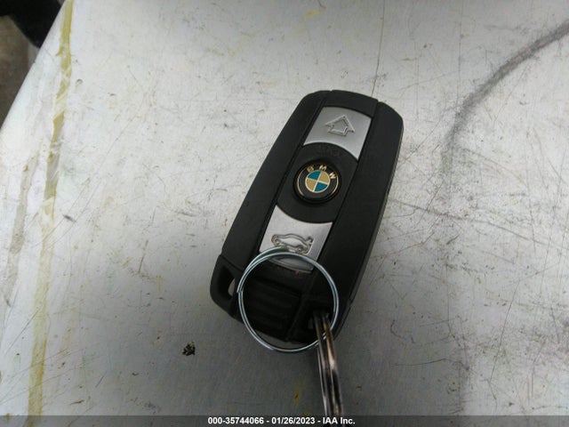 2011 BMW 3 SERIES 328I XDRIVE VIN: WBAPK5C53BA662825