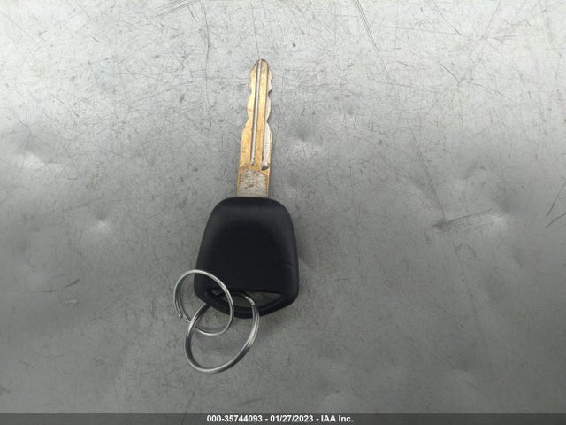2005 ACURA TL VIN: 19UUA66205A052838