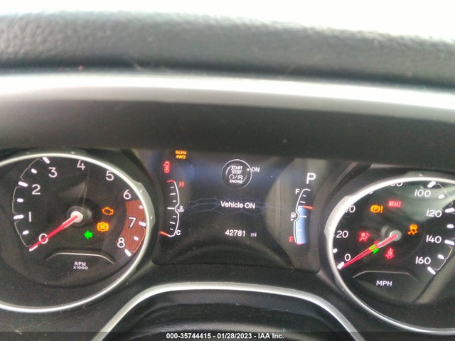 2018 Jeep Compass, VIN: 3C4NJDBB8JT492208