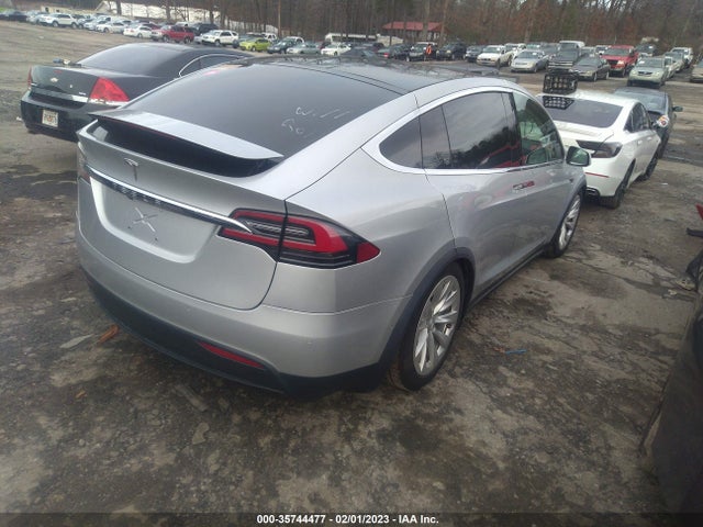 2016 Tesla Model X, VIN: 5YJXCBE43GF000681