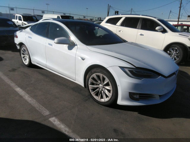 2016 Tesla Model S, VIN: 5YJSA1E11GF153317
