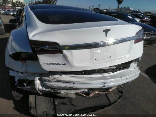 2016 Tesla Model S, VIN: 5YJSA1E11GF153317