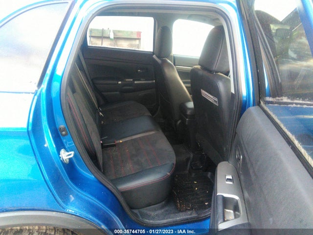 JA4AR3AW4JU002398 Mitsubishi Outlander Sport Se 2.4