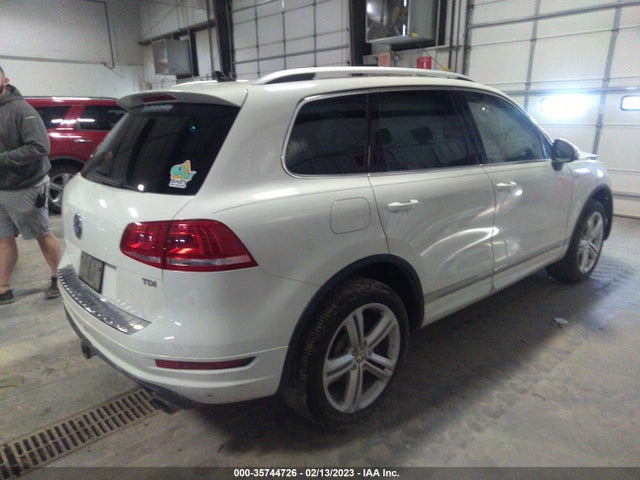 WVGDP9BP5ED013169 Volkswagen Touareg R-line