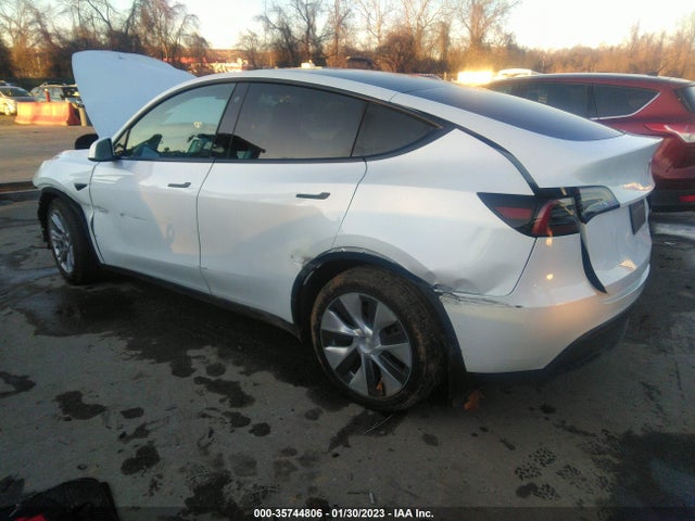 Tesla Model Y Long Range 2022 7SAYGDEE0NF435624 Image 3