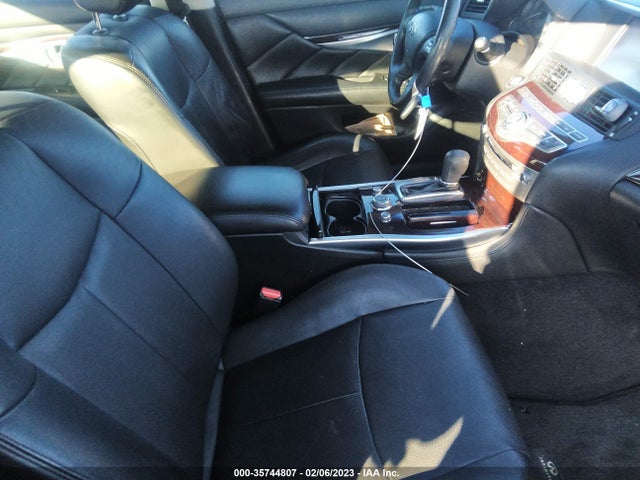 2016 Infiniti Q70, VIN: JN1BY1PR0GM721128