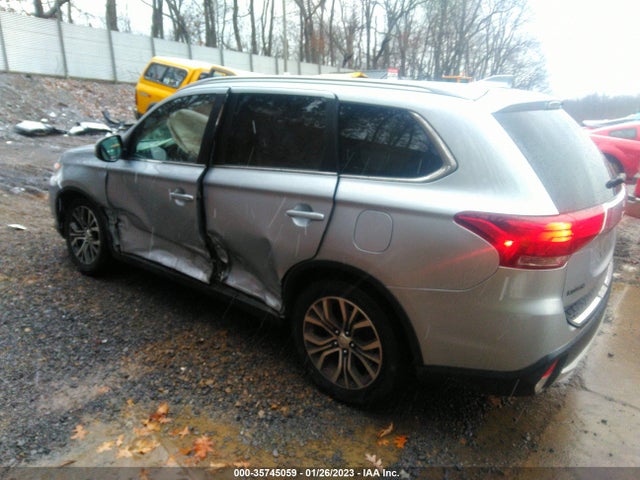 2017 Mitsubishi Outlander, VIN: JA4AD3A37HZ066596