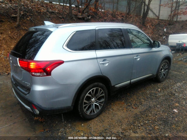 2017 Mitsubishi Outlander, VIN: JA4AD3A37HZ066596