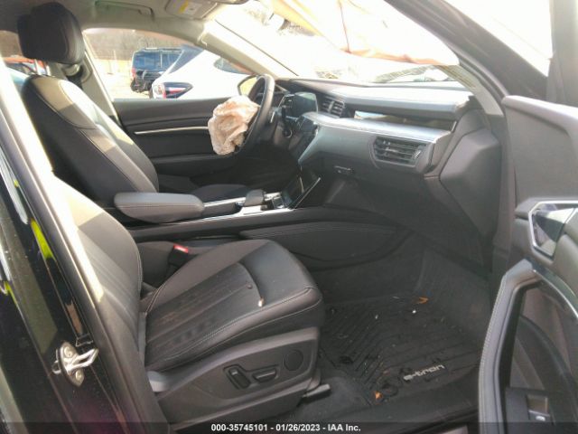2022 AUDI E-TRON WA1AAAGE1NB019333 Photo 4