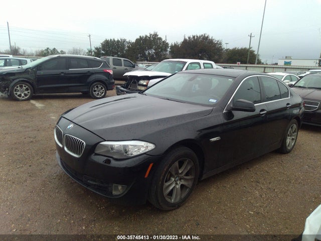 BMW 5 Series 528i 2011 WBAFR1C50BC743754 Image 2