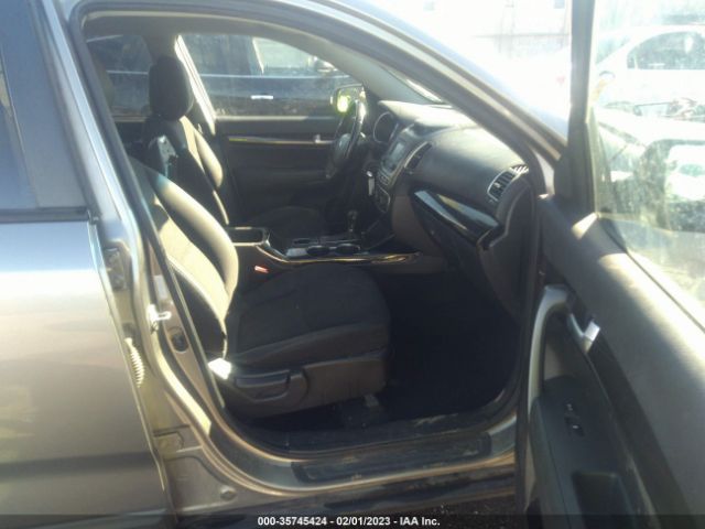 5XYKT4A65EG482489 KIA SORENTO LX
