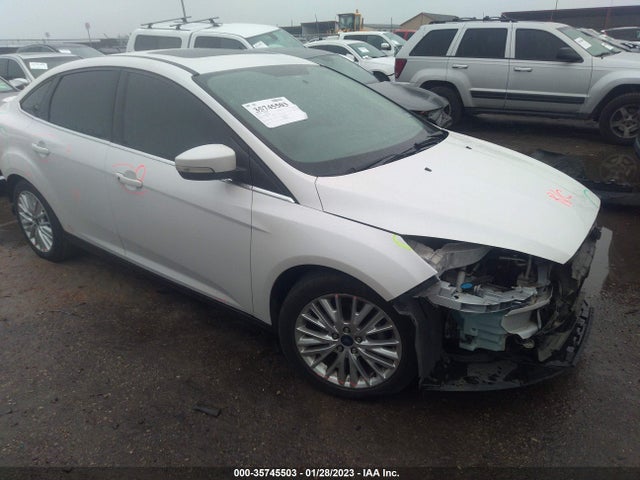 2017 Ford Focus, VIN: 1FADP3J24HL288068