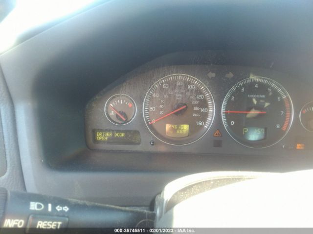 YV1SW640552474634 Volvo V70
