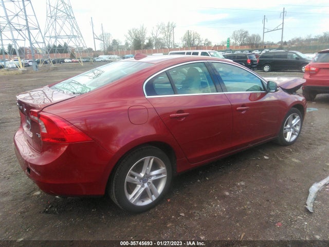 2015 Volvo S60, VIN: YV126MFK8F1368141