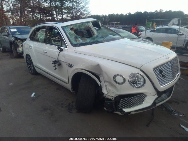 2020 Bentley Bentayga, VIN: SJAAM2ZV8LC028250
