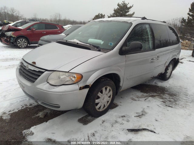 2C4GP54L55R567443 Chrysler Town & Country Touring