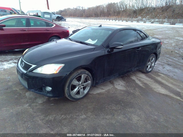 Lexus IS 250C 2010 JTHFF2C21A2510329 Image 2