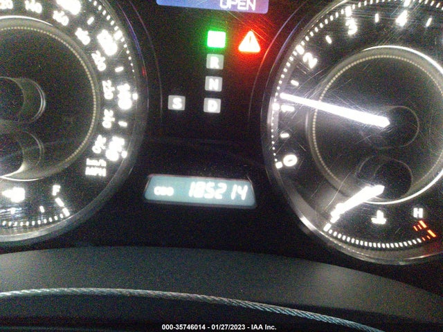 Lexus IS 250C 2010 JTHFF2C21A2510329 Image 8