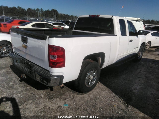 2011 CHEVROLET SILVERADO 1500 LS VIN: 1GCRCREA6BZ136989