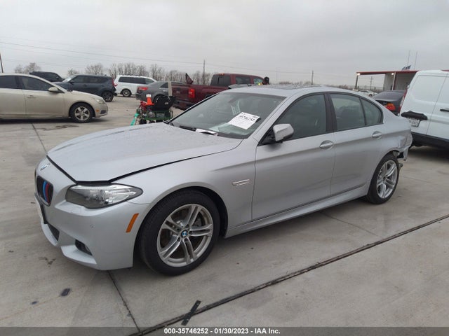 BMW 5 Series 528i 2016 WBA5A5C52GD529859 Image 2