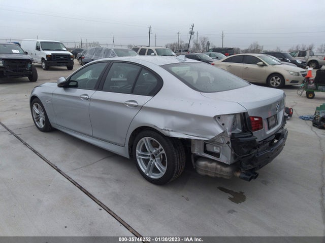 BMW 5 Series 528i 2016 WBA5A5C52GD529859 Image 3