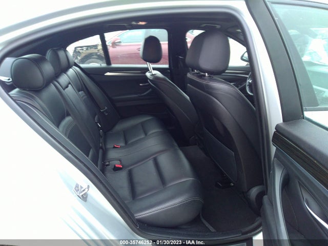 BMW 5 Series 528i 2016 WBA5A5C52GD529859 Image 8