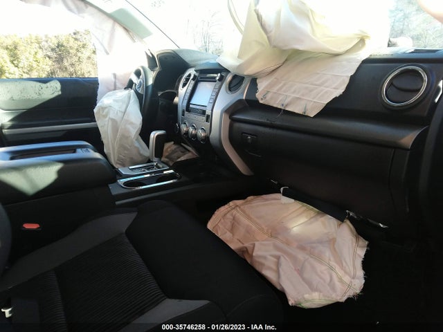 2016 Toyota Tundra, VIN: 5TFUW5F16GX522758