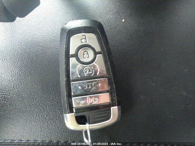 2021 Ford Edge, VIN: 2FMPK4J98MBA17979