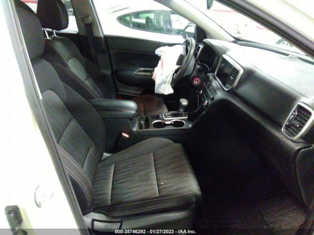 KNDPMCAC5L7840655 KIA Sportage Lx