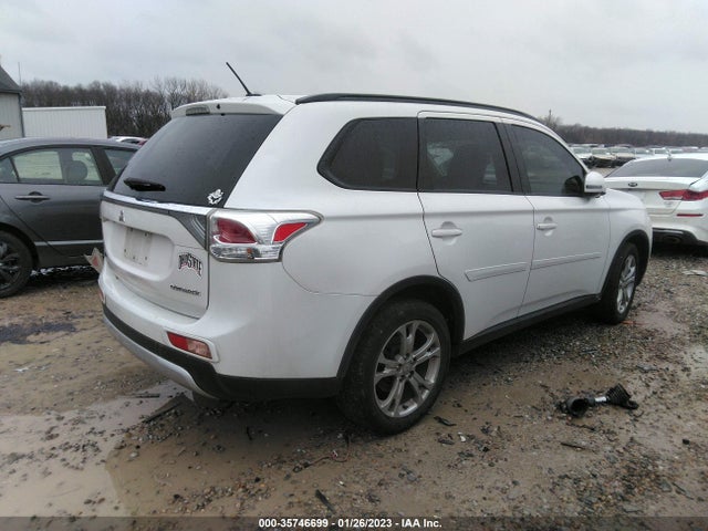 2015 MITSUBISHI OUTLANDER SE VIN: JA4AD3A30FZ002719