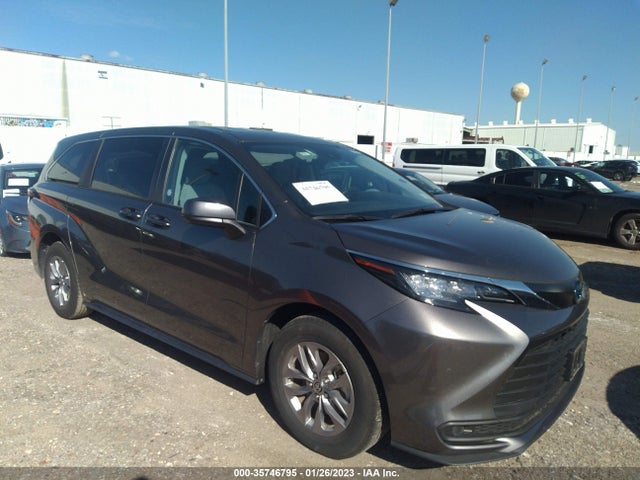 2022 Toyota Sienna, VIN: 5TDKRKEC5NS111077