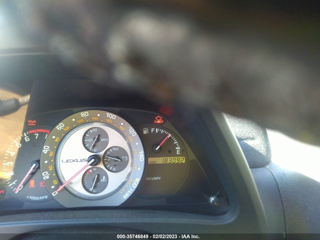 Lexus IS 300 2002 JTHBD192020047330 Image 12