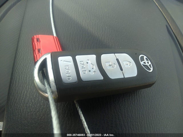 2017 Toyota Yaris, VIN: 3MYDLBYV7HY180309