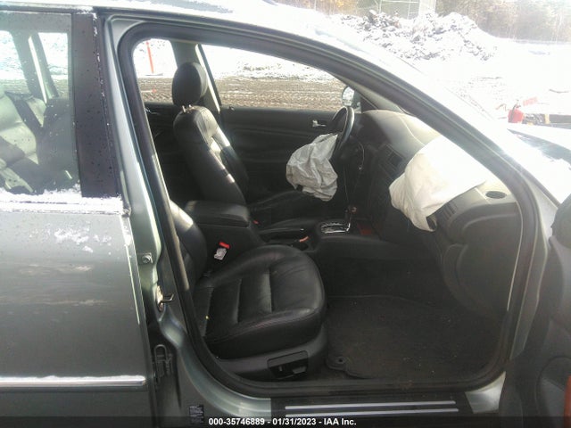 WVWYH63B14E228156 Volkswagen Passat Wagon Glx