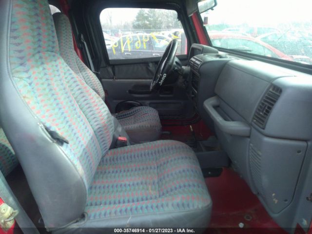 1J4FY29P8VP413758 Jeep Wrangler Se