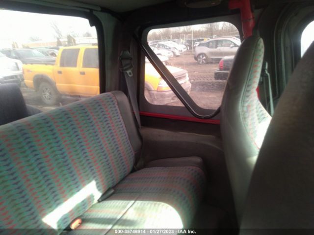 1J4FY29P8VP413758 Jeep Wrangler Se