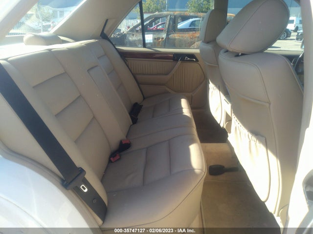 1995 MERCEDES-BENZ E 300D/300D SPECIAL VIN: WDBEB31E3SC121455