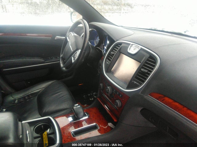 Chrysler 300 2014 2C3CCAAG3EH128004 Image 6