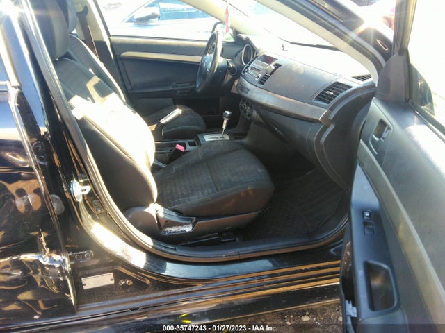 JA32U2FU4DU022891 Mitsubishi LANCER ES