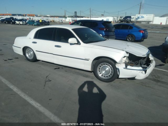 1LNHM81W5XY678534 auction archive image