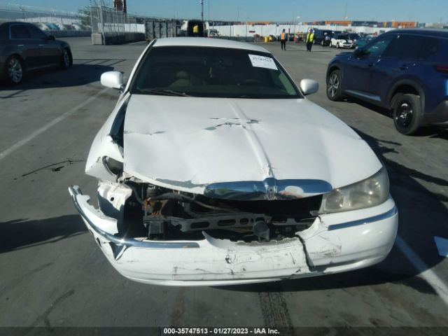 1LNHM81W5XY678534 Lincoln Town Car Executive