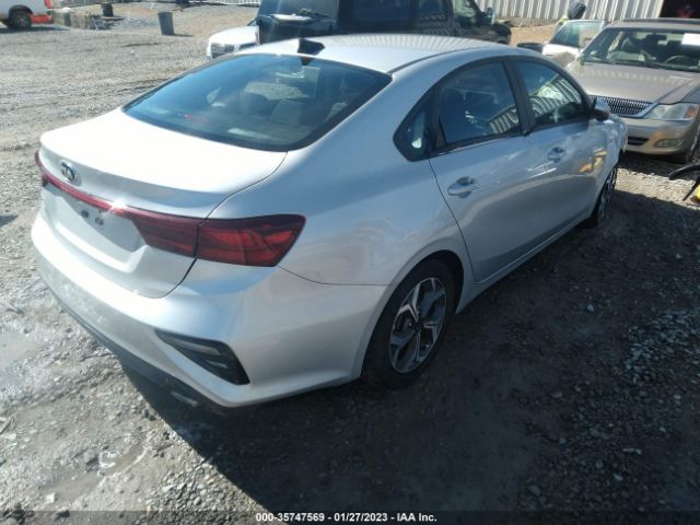 3KPF24AD7LE154438 KIA Forte Lxs