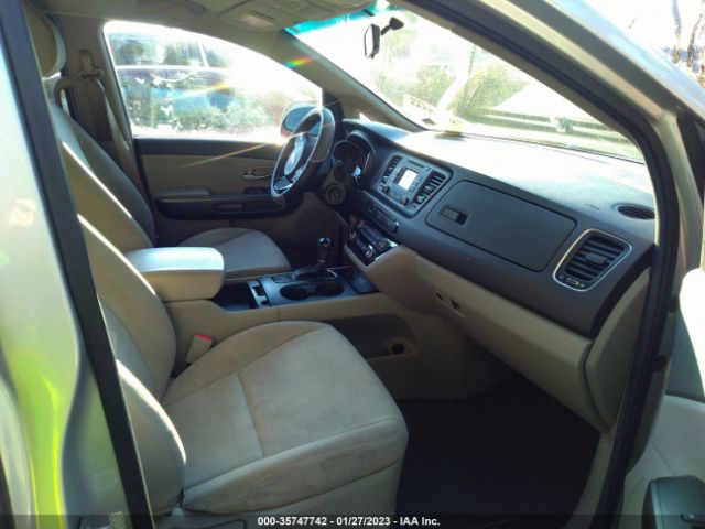 KNDMB5C13F6052323 KIA SEDONA LX