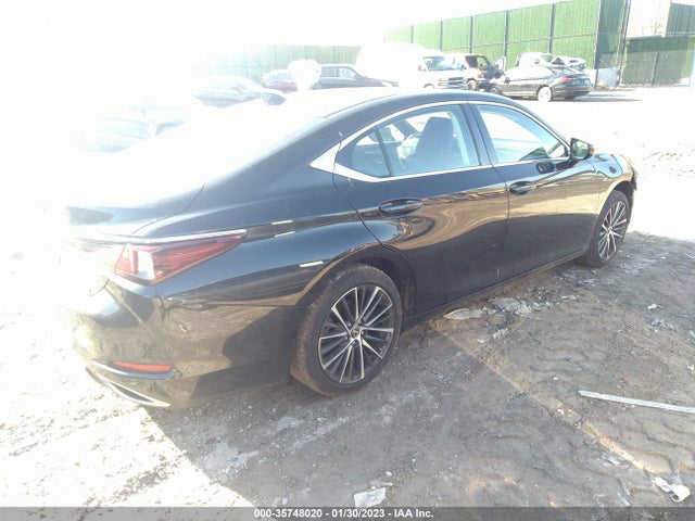 58ADZ1B18NU132205 Lexus Es Es 350
