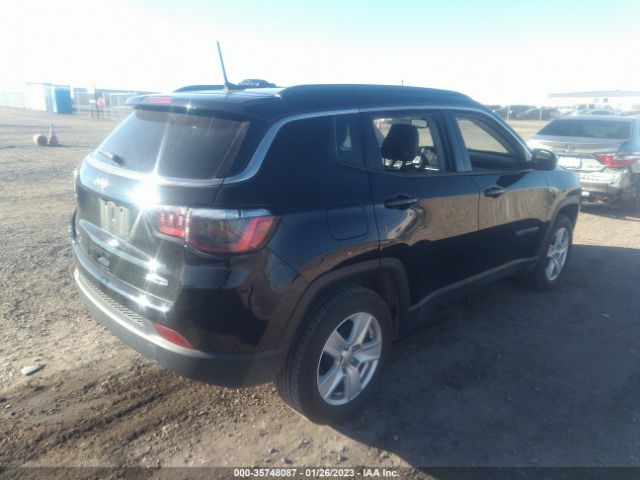 3C4NJDBB6NT121084 Jeep Compass Latitude