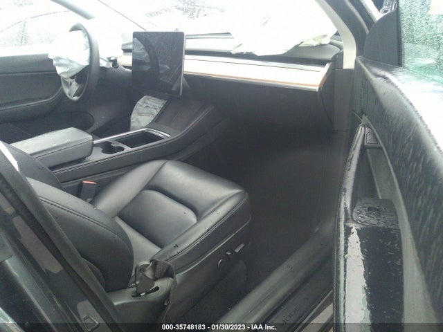 Tesla Model Y Long Range 2021 5YJYGDEE1MF124831 Image 5