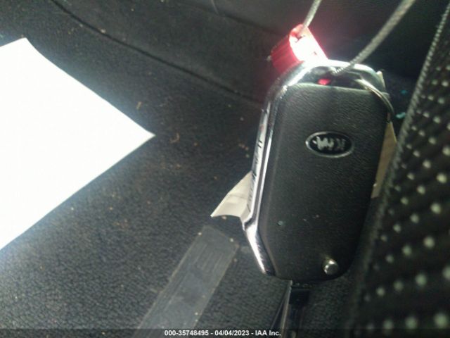 3KPF24AD4ME405451 KIA Forte Lxs