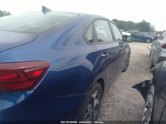 3KPF24AD4ME405451 KIA Forte Lxs