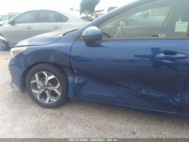 3KPF24AD4ME405451 KIA Forte Lxs